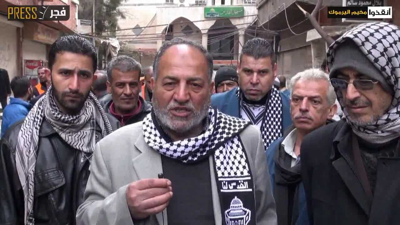 لقاءات صحفية خلال جولة وفد المصالحة والفصائل في مخيم اليرموك المحاصر فجر press 15-2