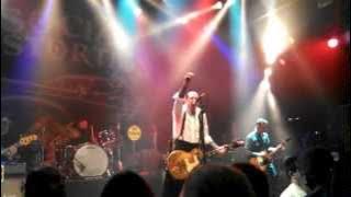 Social Distortion - Footprints On My Ceiling (Live at the Hollywood House of Blues)