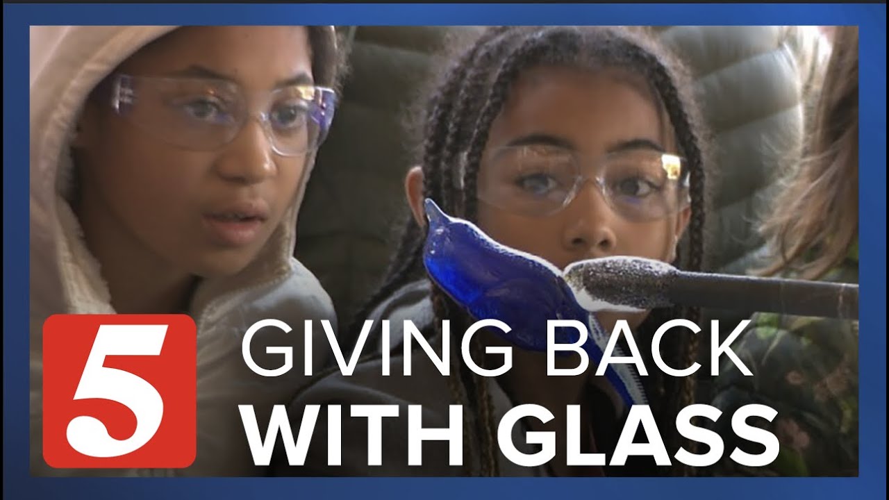 Renowned glass artist returns to his school, inspires students