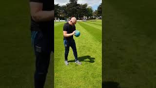 Football-Bounce-Technique. Both hands and Single Hand.