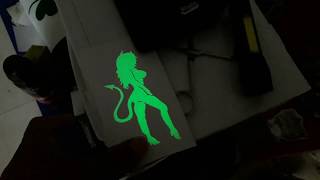 Próximamente sticker que brillan en la oscuridad