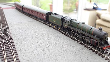 Second EM B7 prototype   Rolling Stock with Steam BR 5MT