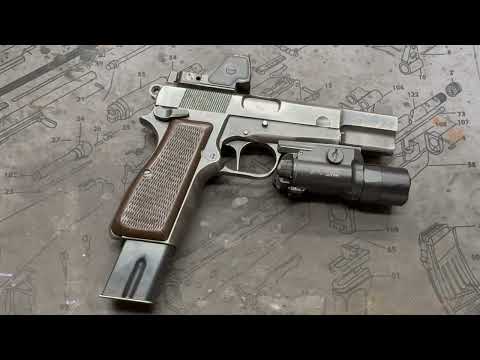 Waffen P-35 Custom Modernized.