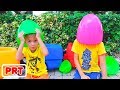 Os ovos enormes surpreendem o desafio dos brinquedos com corrediça inflável para Vlad