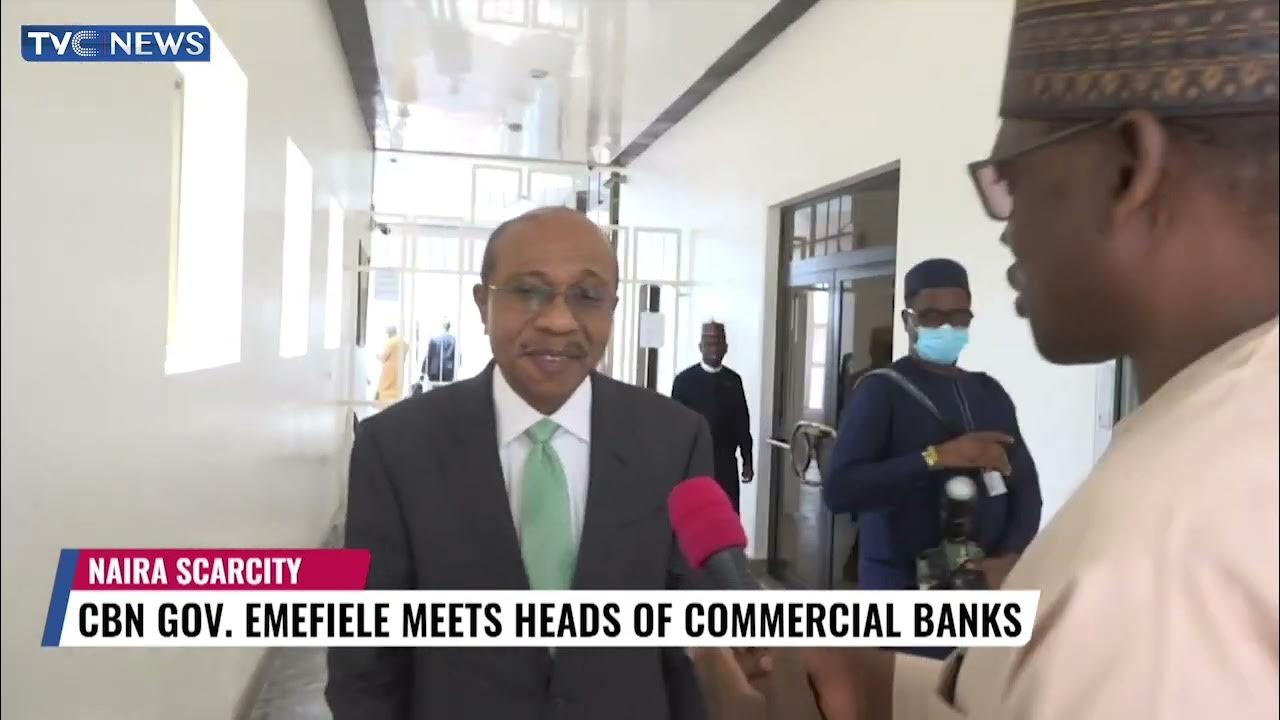 (WATCH) Emefiele Meets Heads Of Commercial Banks Over Naira Scarcity