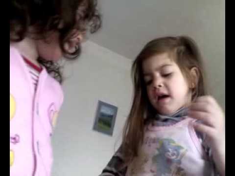 დილის სიმღერა. თინანო ფიროსმანაშვილი და თეკლა ფიროსმანაშვილი