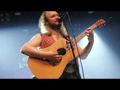 Tiisu - Menkat
