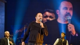 Video thumbnail of "DA TE MOGU PISMOM ZVATI - T. Bralić, klapa Intrade i Tony - ARENA ZAGREB, 08.12.2011."