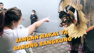 LAKSMI NGELAWANG BARONG BANGKUNG 😂🙌🏻