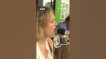 SAPPHIRE perform Pessimist at The Hundred 2025 for BBC Introducing
