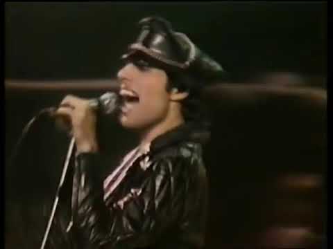 QUEEN '39 - live LONDON Hammersmith Odeon 26-12-1979