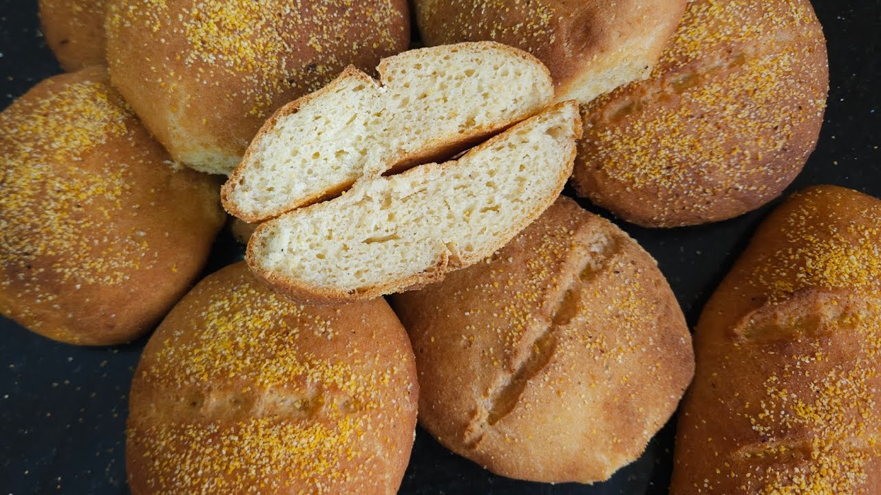 خبز خالي من غلوتين بعجين واحد شكلي بيتزا شوصون بطبوط خبز معمر مع سر قرمشة الخبز  pains sans gluten