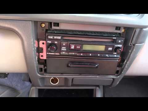 2002 Mitsubishi Montero Sport stereo removal