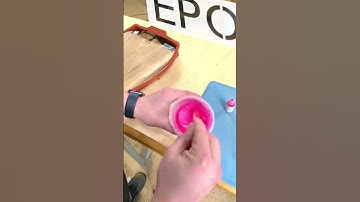 Mixing pink epoxy from Epodex💕💦