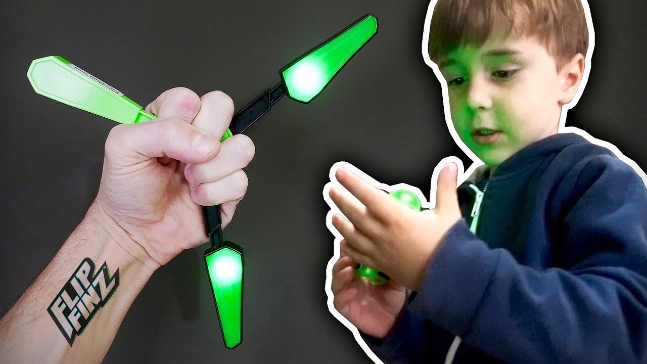 THIS TOY IS THE NEW FIDGET SPINNER!! Flip Finz Toys for Kids 