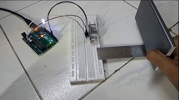 Ultrasonic Sensor - Automatic 10cm LED Blink