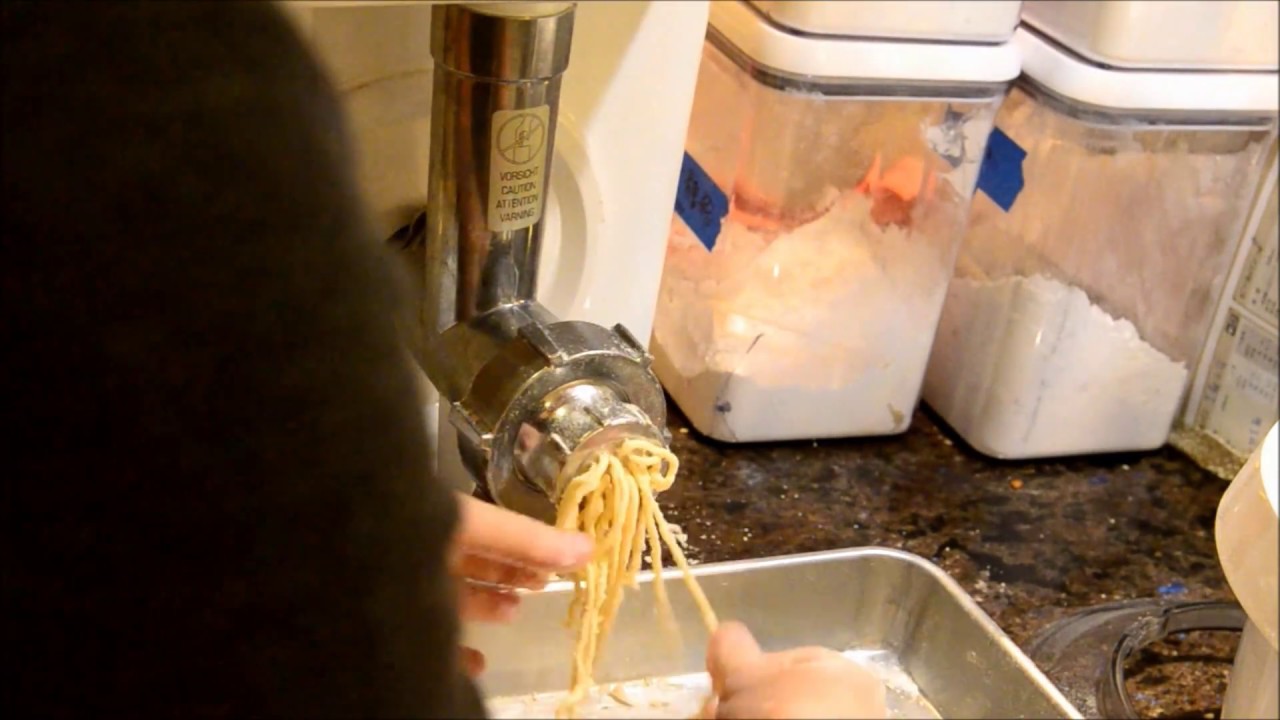 Bosch Universal Plus Mixer Pasta Attachment Noodle Making 攪拌機麵條配件試用