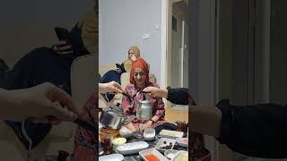 Çay Doldurma Yarışına Girdiler