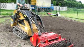 Vermeer S600TX + Rotadairon příprava terénu Mini Skid-Steer Loaders.AVI