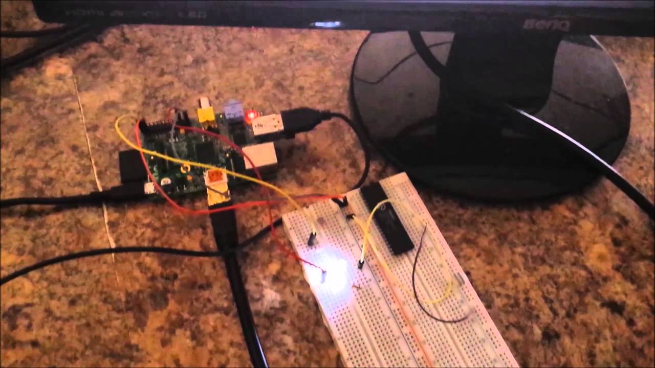 Raspberry Pi LED/LDR Communication - YouTube