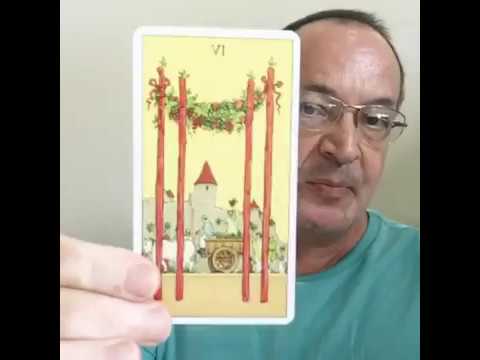 Arcanos Menores do Tarot:  4 de Paus