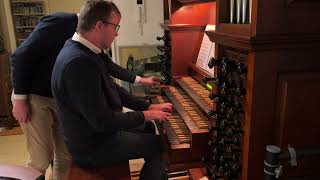 Rob Clijnk en René Witte Braam vertolken: Of stormen al loeien, op orgel en piano.