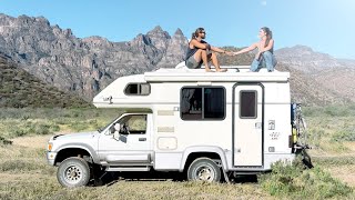 Vanlife is better in an old 4x4 Toyota