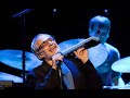 Donald Fagen on bathroom breaks