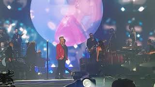 Robbie Williams - Rudolph - Live @ SSE Arena, London - 16/09/2019