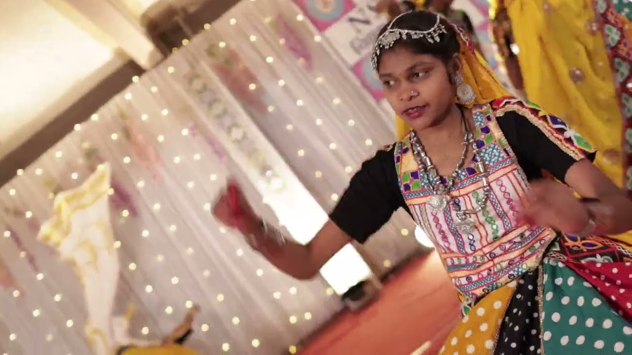 Gujarati Garba Performance | Annual Function 2K25 | NS Vidyalay, Surkhai