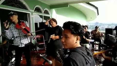 Gawat..!!!! Sang maestro biola Hendri Lamiri nyanyi lagu kandas mantap suaranya