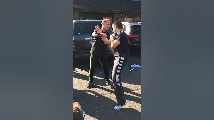 Defending the Knife:  Guro Rick Tucci