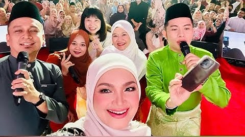 Siti Nurhaliza di Open House Kementerian Pendidikan Malaysia di PICC bersama YB Fadhlina Sidek