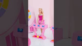 Barbie Participa en un Concurso de Cultura General 📚 Barbie TV Show parte 5 Cat Juguetes #barbiedoll