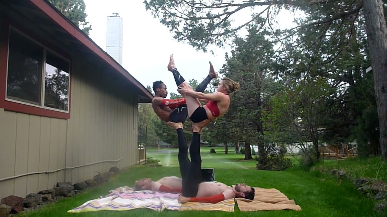 YogaSlackers and FlightSchool NEW AcroYoga performance rehearsal!