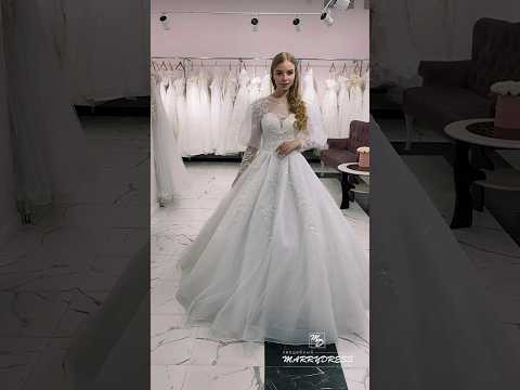 Пышное свадебное платье с красивейшим кружевом, рукавами-фонариками #свадебныеплатья #wedding