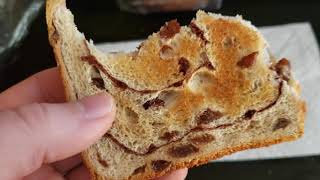 Reviewing Pepperidge Farm Raisin Cinnamon Bread