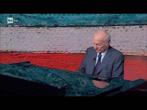 Piero Angela al pianoforte in "As Time Goes By" - Che tempo che fa 16/12/2018