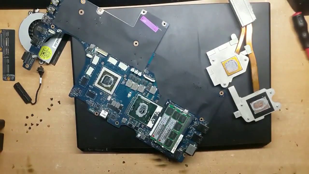 Disassembly Alienware M14X Laptop | Bongkar Laptop Alienware M14X - YouTube