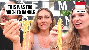 First Time Trying MIE GACOAN - Mie Setan LEVEL 8