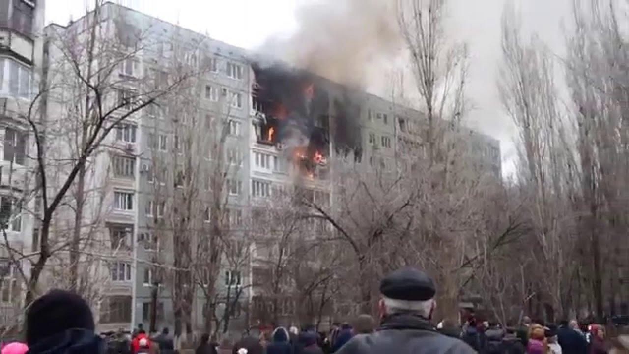Два взрыва волгоград. Разбомбленный дом в волгограде.