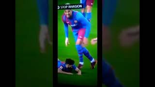 Araujo taken in ambulance after sickening clash of heads with teammate Gavi ||Barcelona vs CeltaVigo