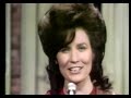 Loretta Lynn - Fist City