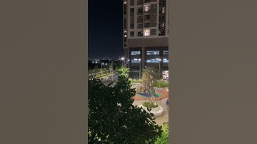 Tối cuối tuần đông vui cư dân bên dưới công viên nội khu Q7 Sài Gòn Riverside | Căn hộ vui vẻ