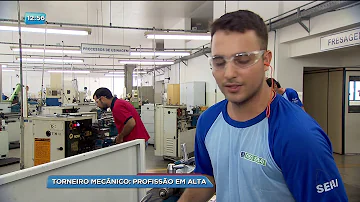 Qual a função de um torneiro?