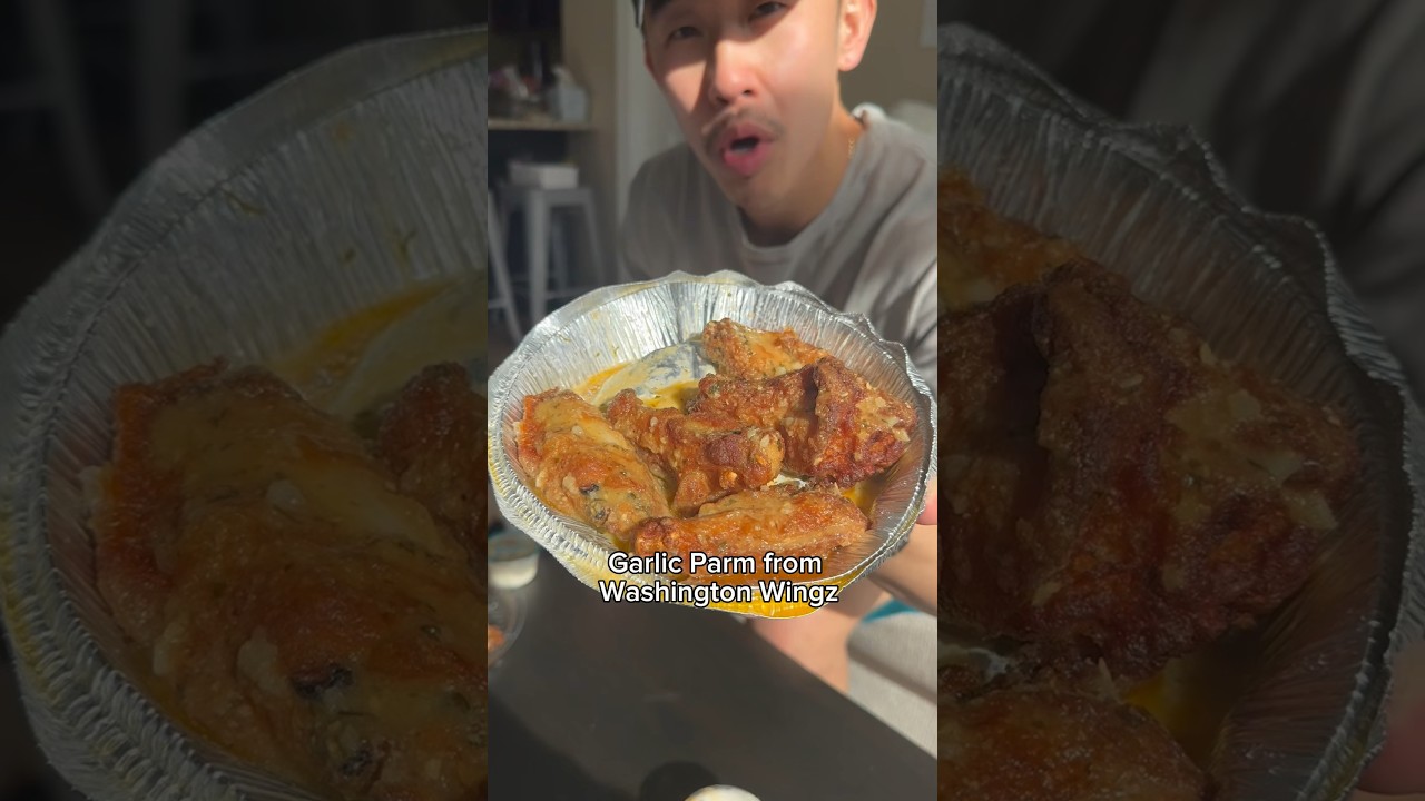 Washington Wingz (pt. 2) (Garlic Parm) #wings #foodreview #chickenwings #foodie #garlicparmesan