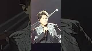 Dimash in Düsseldorf  SOS d&#39;un terrien en détresse. My fancam...