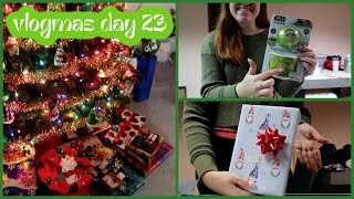 What I&#39;m Giving for Christmas! {vlogmas day 23}