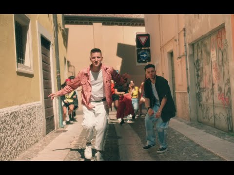 NicoloÌ Fagnani feat. Numb - Autotune (Official Video)