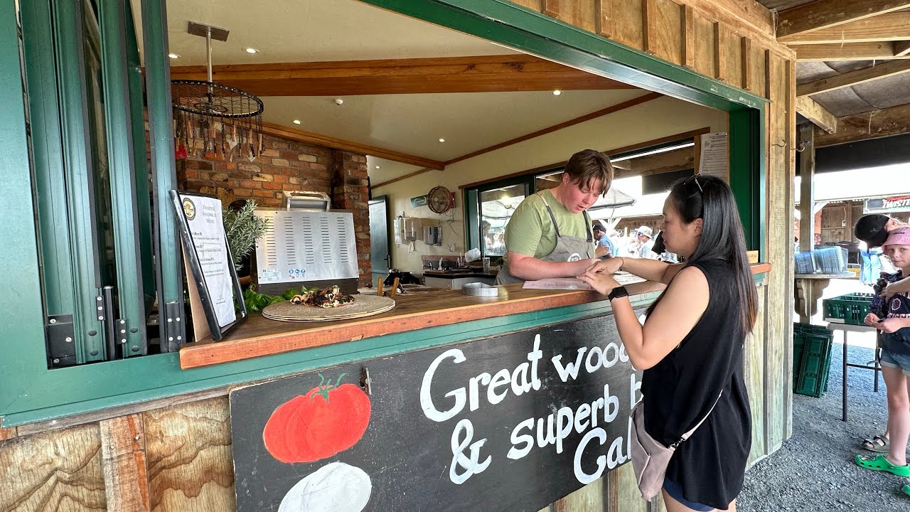 🇳🇿 4K 60fps walk tour at Clevedon Village Farmers Market, Clevedon - New Zealand